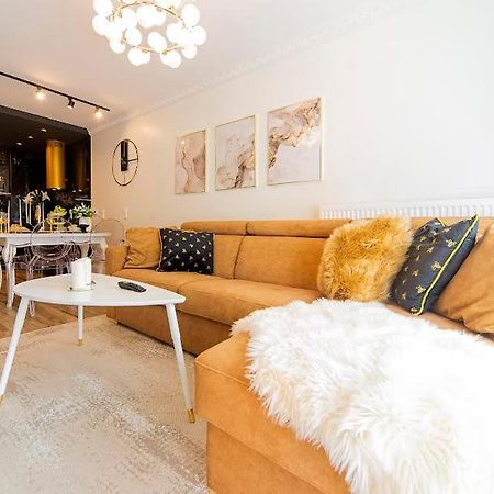 שצ'קלארסקה פוראובה Trevilles Apartamenty - Golden Eye מראה חיצוני תמונה